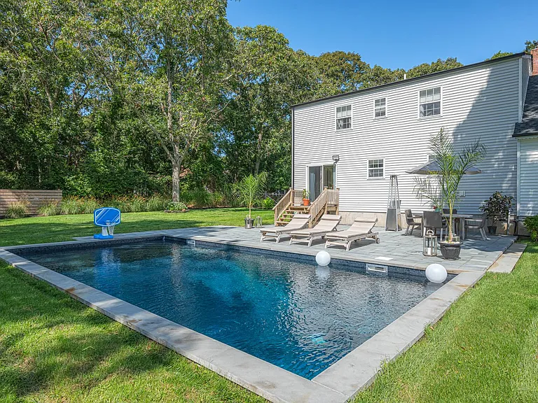 71 Hampton Rd — Photo 19