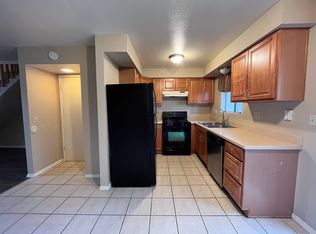 2206 Pine St, Paso Robles, CA 93446