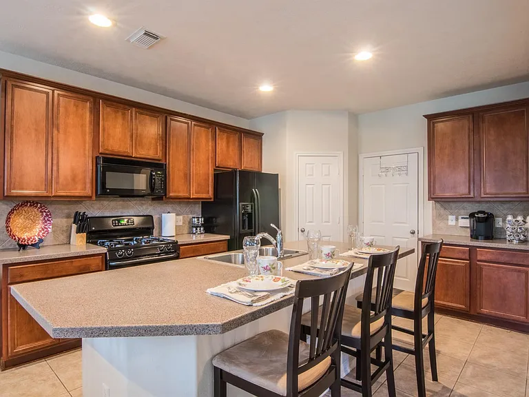 15 Aquiline Oaks Pl — Photo 17