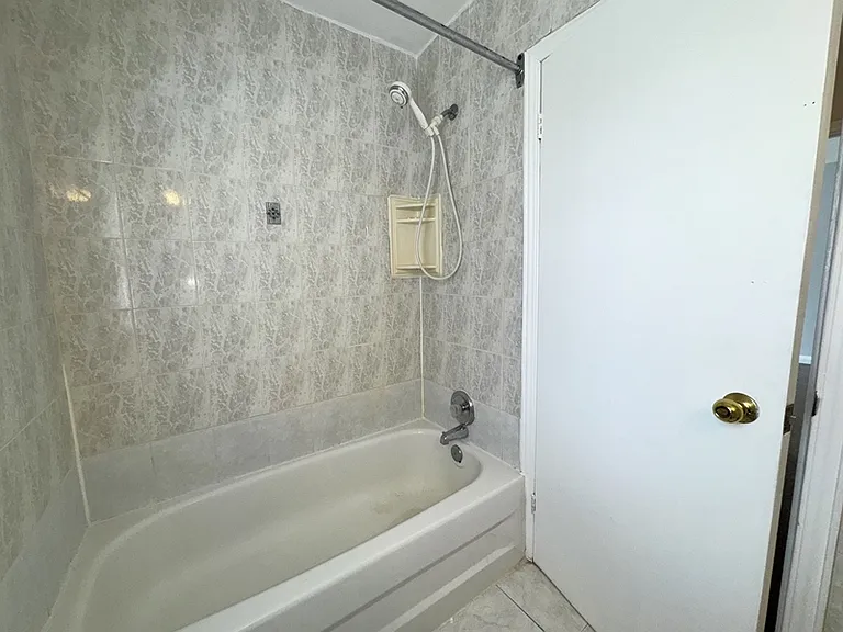74 Shirley Ave — Photo 24
