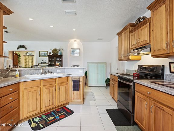 5th image of 6024 Hyram Ave