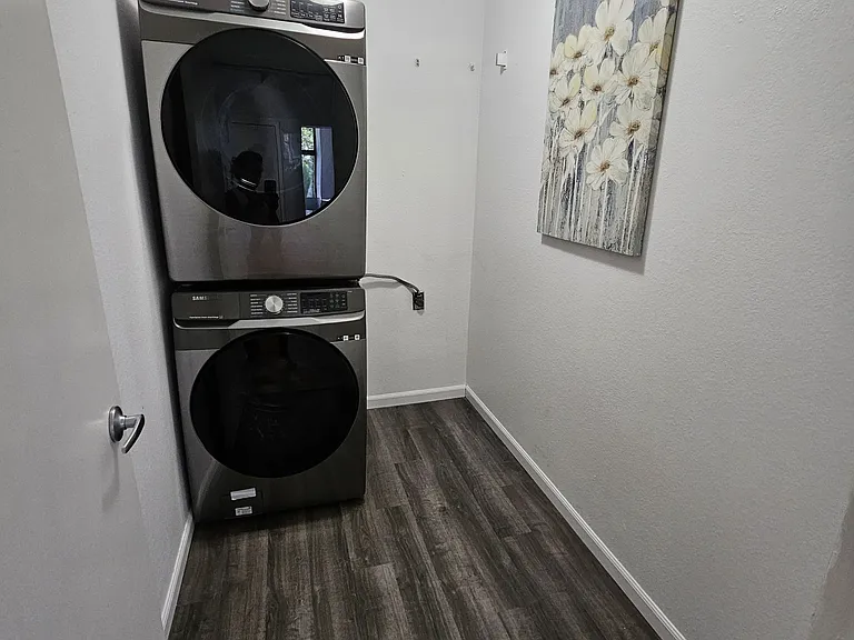 9009 Avondale Rd NE #1-M226 — Photo 30