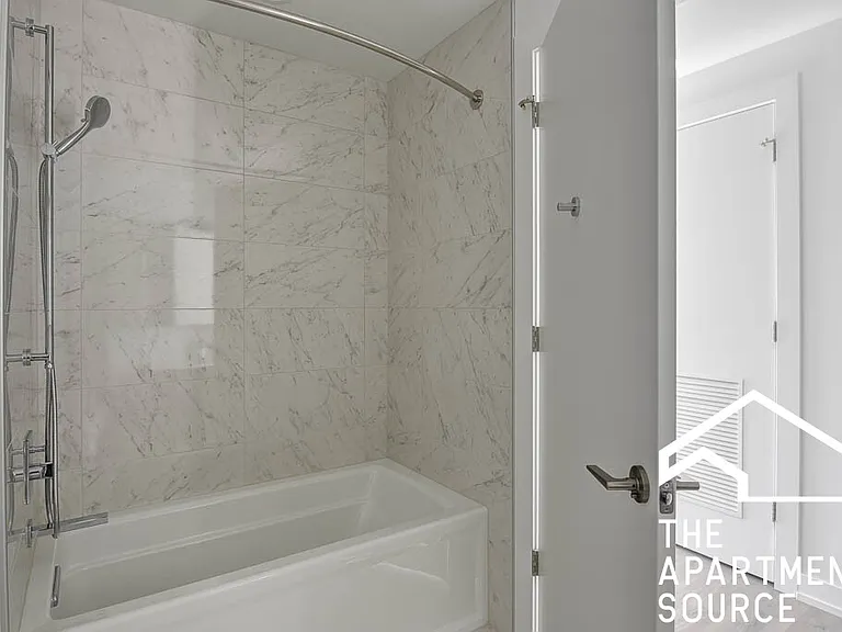 204 Hl 2bed 2BATH — Photo 9