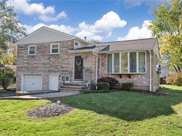21 Alfred Place, Walden, NY 12586