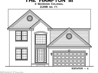 14098 Red Oak Dr, Belleville, MI 48111
