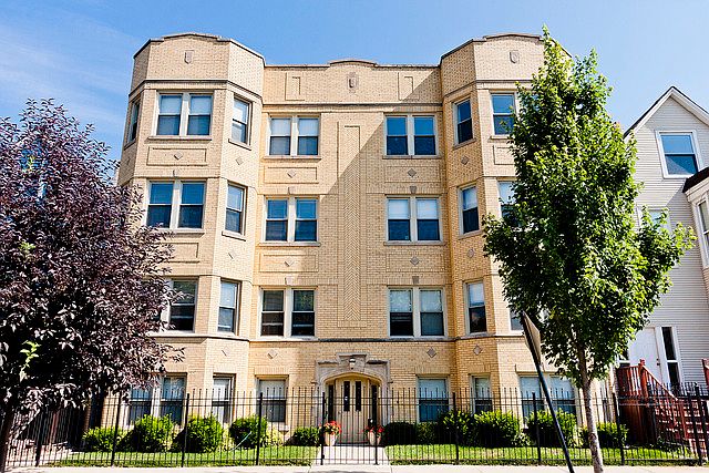 1st image of 3402 W McLean Ave APT 1E