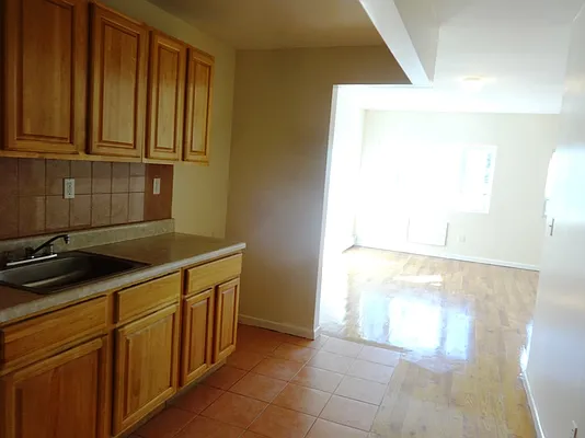 Rented by Blue Egg Realty Corp | media 20