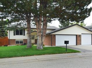 13447 W 67th Dr, Arvada, CO 80004