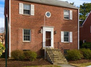 5121 44th St NW, Washington, DC 20016