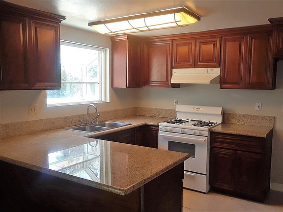 2nd image of 3026 E Valley View Ave