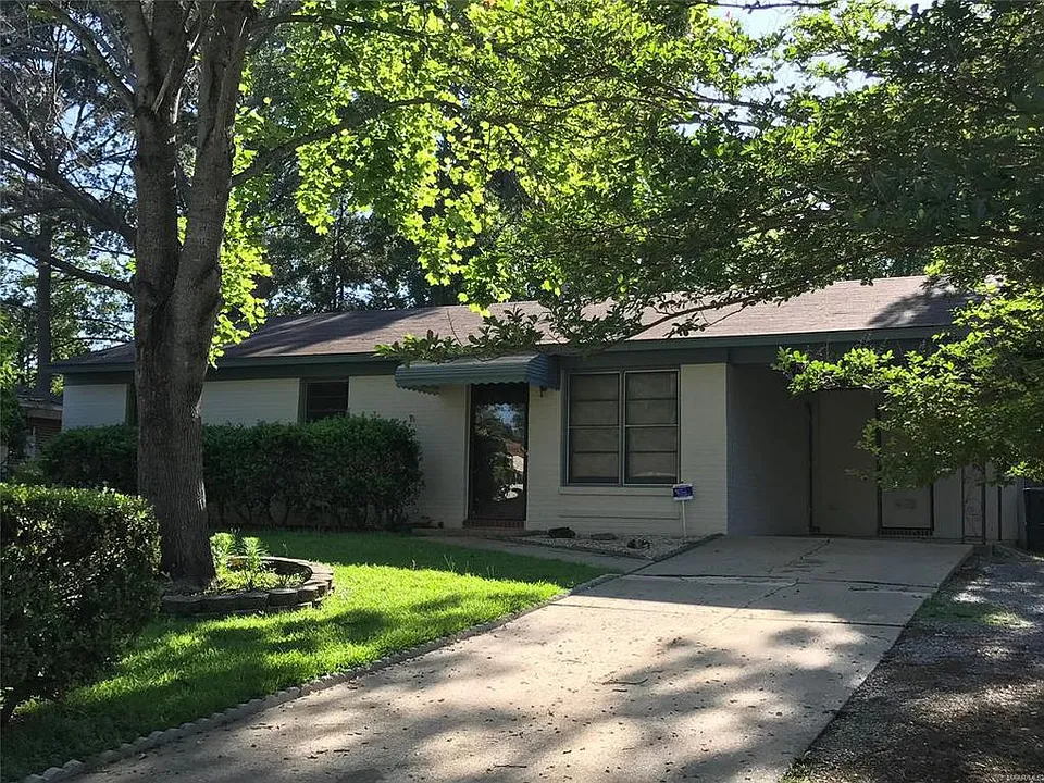 1117 Karen Rd