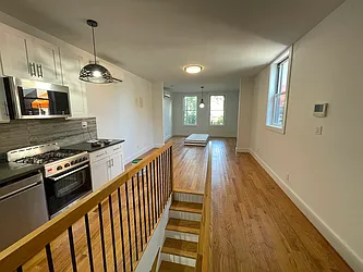 Rented by Tapiro Realty