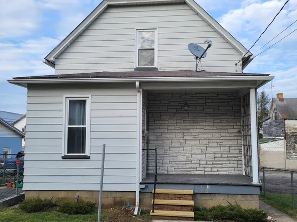 406 Emerson St #2, Vandergrift, PA 15690