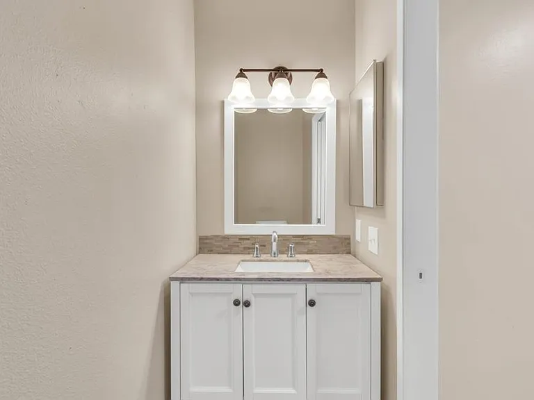 4082 Weymouth Ln — Photo 21