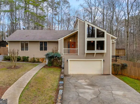 6302 Valley Stream Dr, Cumming, GA 30040