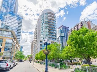 8 Scollard St #1301, Toronto, ON M5R 1M2