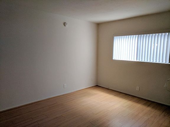 4th image of 1253 Federal Ave APT 2