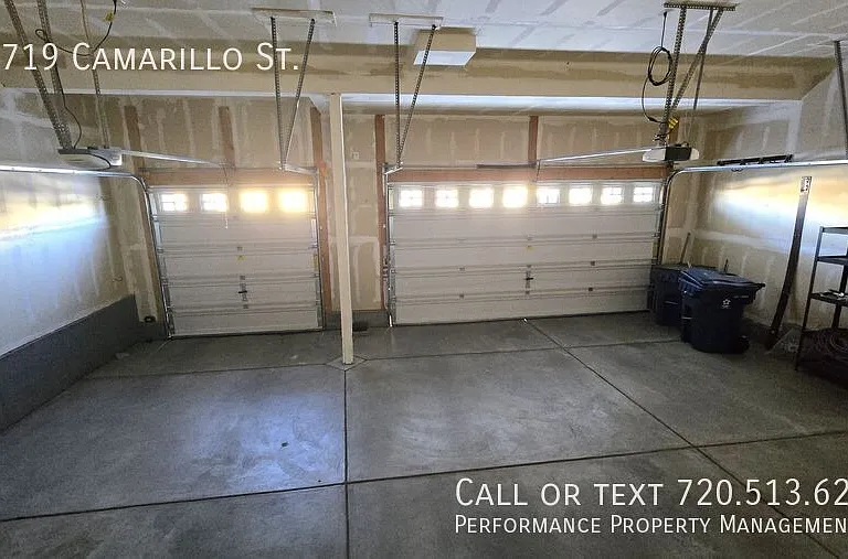 11719 Camarillo St — Photo 38