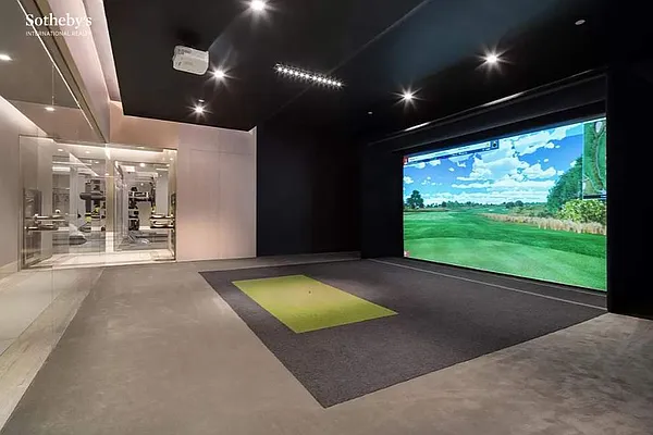 Sold by Sotheby's International Realty | media 27