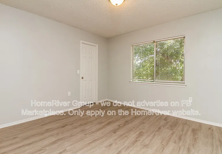 6727 Raintree Frst — Photo 8