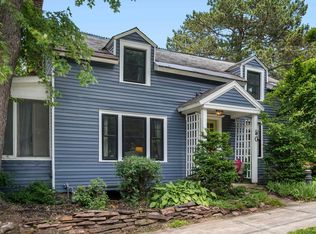 50 Ledge Rd, Burlington, VT 05401