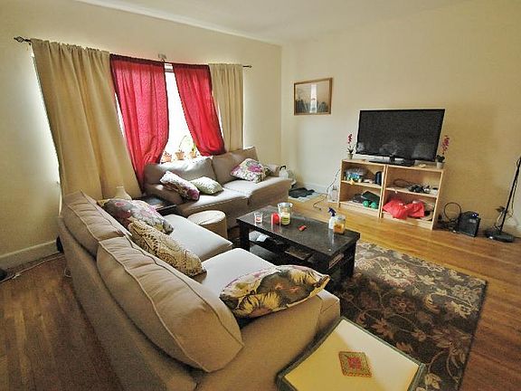 2nd image of 112 Longwood Ave