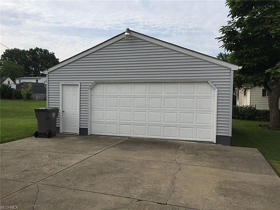 4th image of 1645 E Midlothian Blvd