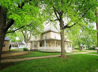 422 N Mulberry St, Abilene, KS 67410