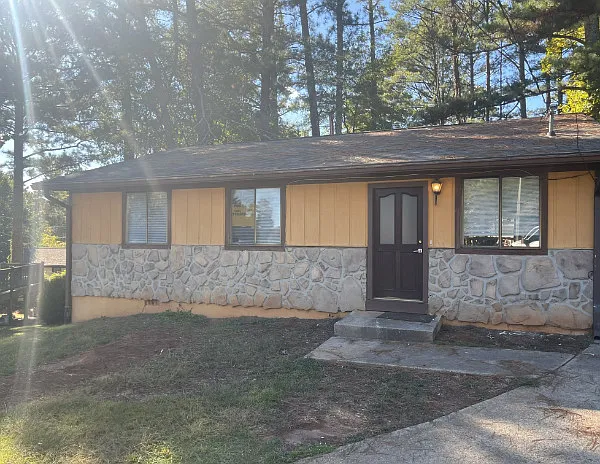 1074 Sparrow Ct — Photo 1