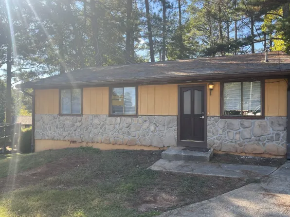 1074 Sparrow Ct, Norcross, GA 30093