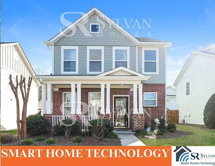 7840 The Lakes Dr — Photo 1