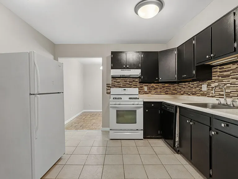 3636 Taliluna Ave #527 — Photo 19