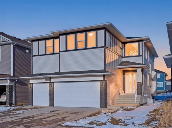 115 W Chelsea Channel, Chestermere, AB T1X 2T1