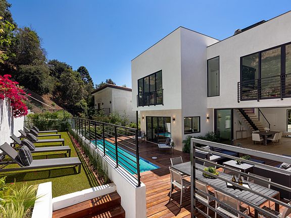 2nd image of 2044 Benedict Canyon Dr
