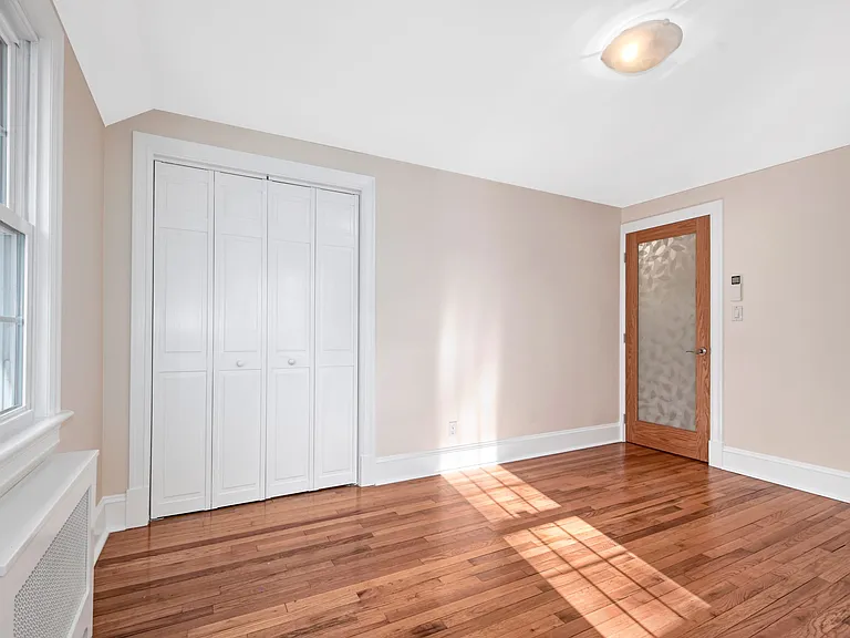 17 Haven Ave — Photo 19