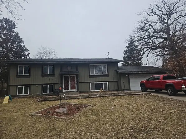 6533 Cherokee Ln N, Brooklyn Park, MN 55428