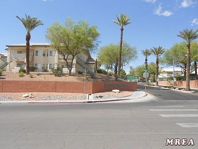 Entrance Rock Springs II