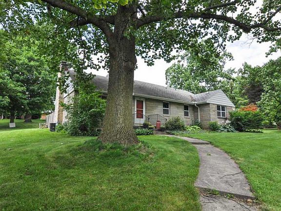 2nd image of 750 Northridge Dr