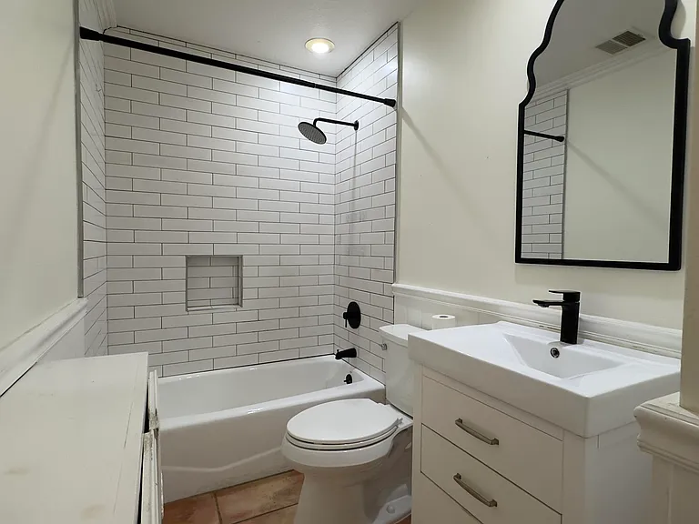 40064 Silktree Ct — Photo 19