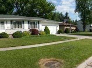 730 N Roessler St, Monroe, MI 48162