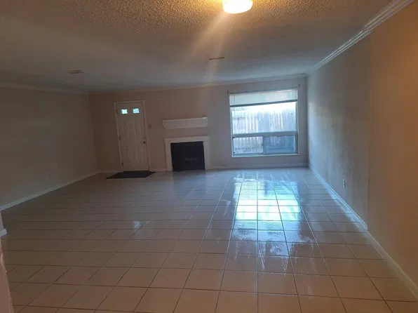 2133 Shiveley Cir, Houston, TX 77032