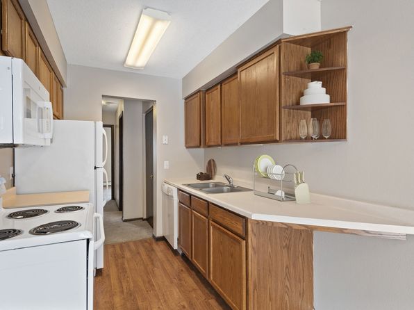 4199 46th Ave N #61-211