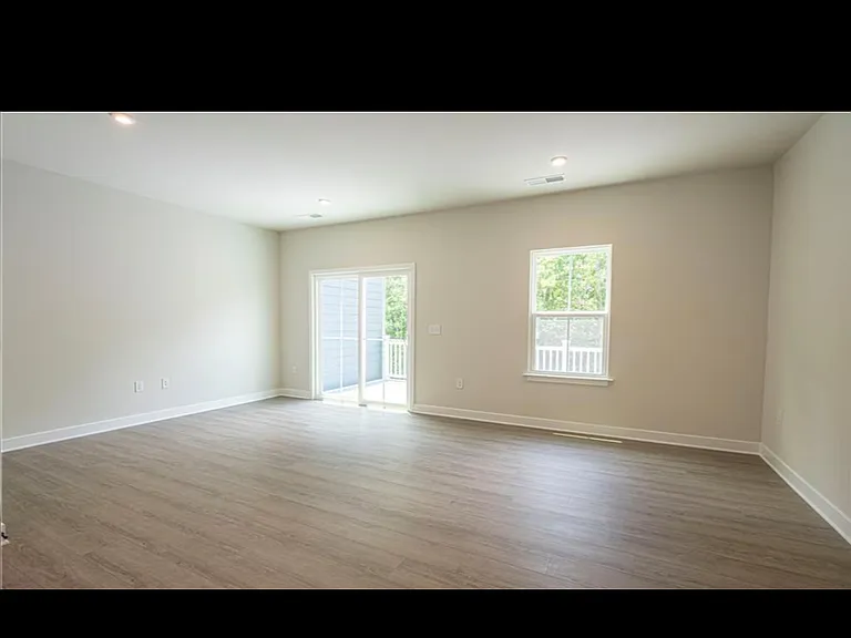 961 Woods Chapel Rd — Photo 16