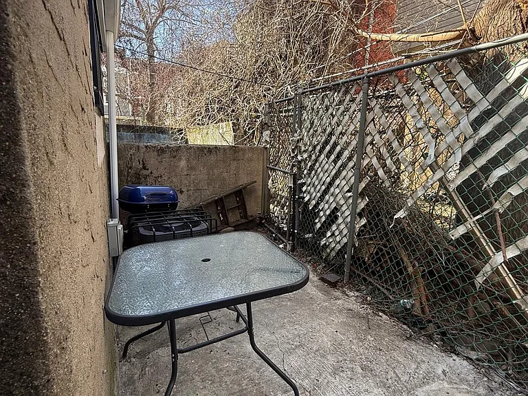 931 French St — Photo 10