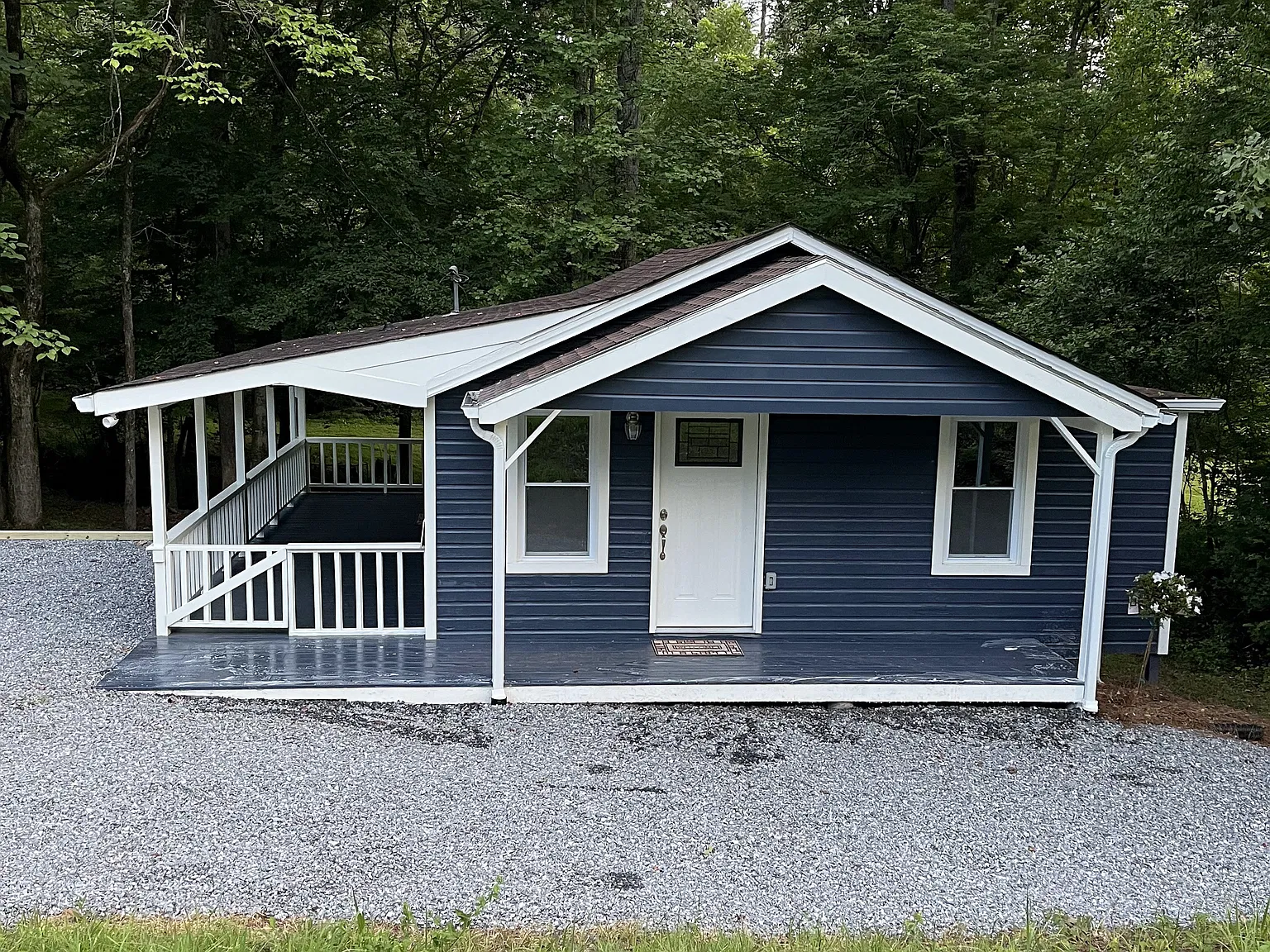 2 bed, 530 sqft, $1,350 — Photo 1