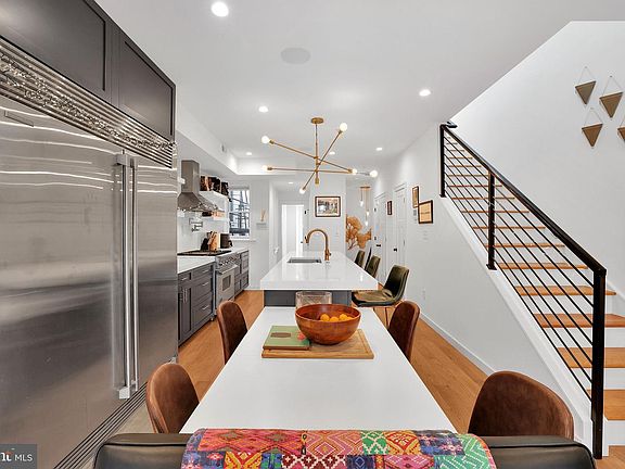 4th image of 1823 Kalorama Rd NW Unit A