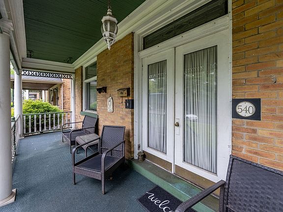 5th image of 540 Park Rd