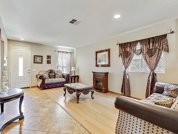 2nd image of 17307 Calle Rio Vis