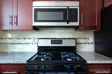 Rented by aptsandlofts.com