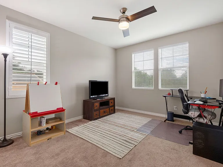45529 Woolpert Ln — Photo 52